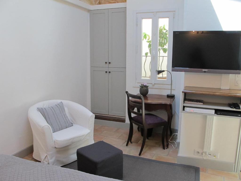 Mougins Village Holiday Lets 니스 객실 사진